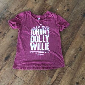 Johnny Dolly Willie Women’s T-shirt